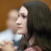 Advogado da m�e que matou filhos nega que ela v� depor contra o ex-marido em processo civil