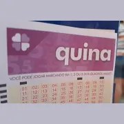 658743