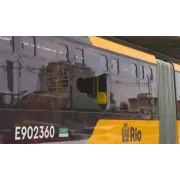 700824