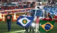 Governador Mauro Mendes e primeira-dama, Virginia Mendes, recebem 15 mil crian�as no Natal Aben�oado da Arena Pantanal