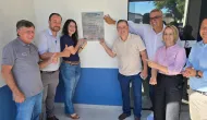 Dr. Eug�nio prestigia entrega da sede reformada da Empaer em �gua Boa