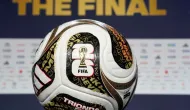 A��es da Adidas despencam ap�s gastos com marketing da Copa do Mundo