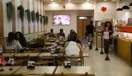 Servi�os: 15,9 milh�es empregados em 2024 e sal�rio m�dio de 2,2 m�nimos