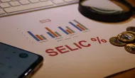 Selic deve cair para 13,5% em 2026 e aliviar custo de cr�dito