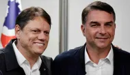 Tarc�sio planeja viagens pelo Brasil com Fl�vio Bolsonaro ap�s elei��es
