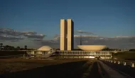 Concurso da C�mara dos Deputados abre 184 vagas com sal�rio de R$ 32 mil