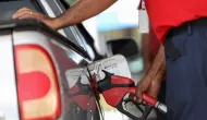 Governo zera imposto da gasolina e ajuda diesel para baratear pre�os antes do 2� turno