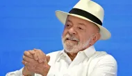 Lula perdoa d�vida de 3,6 milh�es de pequenos lojistas e vendedores