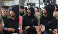 Normani desembarca no Brasil para show em S�o Paulo e distribui aut�grafos para f�s