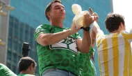 Fl�vio Bolsonaro promete 'esfregar' crimes de Lula no debate