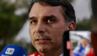 Fl�vio Bolsonaro vence em 15 estados e avan�a para o segundo turno contra Lula