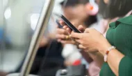 Reino Unido vai multar quem ouvir m�sica sem fone de ouvido no transporte p�blico
