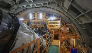 Gigante de 2,6 mil toneladas come�a a cavar t�nel do Metr� de SP para Guarulhos