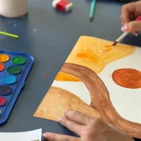 Oficinas de aquarela usam a arte para promover inclus�o e autonomia no tratamento