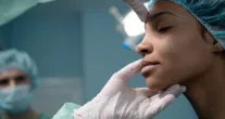 Menos exageros e mais naturalidade: 5 tend�ncias que est�o transformando a cirurgia pl�stica