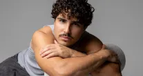Igor Jansen comemora nova fase com novela e filmes