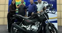 Morador de Tapurah leva Honda CG 160 zero no sorteio da CDL Lucas