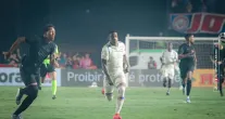 Fortaleza vence Sport com goleada e dispara na briga pelo acesso � S�rie A