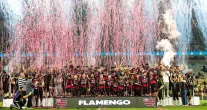 Flamengo vence Fluminense nos p�naltis e fatura tricampeonato carioca