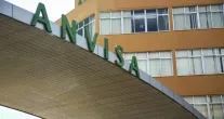 Anvisa manda recolher �gua mineral Cristal contaminada com bact�ria