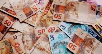 Cr�dito consignado para trabalhador CLT cai 73%: Entenda o motivo