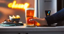 Encontrei o jeito perfeito de tomar chope de qualidade de pub no conforto da sua casa