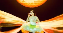 Rosal�a faz show inesquec�vel no Rio e re�ne multid�o na Farmasi Arena