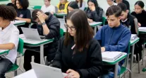 1 milh�o de estudantes de SP devem escolher disciplinas eletivas at� 21 de agosto
