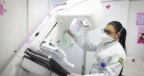 Carreta de preven��o do c�ncer de mama atende mulheres em Mau� at� 22 de agosto