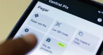 Pix falha na manh� deste domingo e gera filas e preju�zos para usu�rios em todo o Brasil