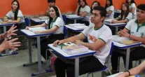 Capes abre 4 mil vagas de mestrado para professores da rede p�blica