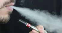 Jovem de 26 anos quase perdeu o pulm�o por causa de narguil� e cigarro eletr�nico