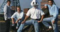 Morre criador do Jive Bunny, sucesso dos anos 80, aos 84 anos