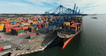 Balan�a comercial bate recorde e super�vit cresce 23,8% em agosto