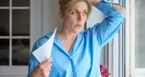 Ceder cedo na menopausa pode fazer o c�rebro envelhecer antes? Veja o que diz estudo