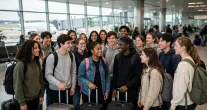 500 alunos de SP viajam para interc�mbio na Austr�lia, Canad� e outros pa�ses