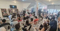 Casa em garagem vira cora��o cultural de cidade paulista de 22 mil