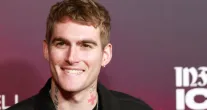 Irm� de Presley Gerber revela luta contra v�cio antes de sua morte aos 27 anos