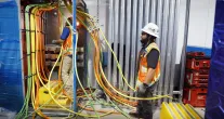 Fibras �pticas substituir�o cobre em data centers e salvar�o energia