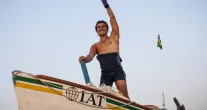 Filipe Bragan�a perde 10 kg e aprende a remar para viver Amyr Klink em novo filme