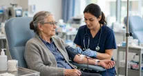 Idosos com mais de 70 anos agora podem doar sangue no Brasil