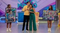 Celso Portiolli ganha homenagem emocionante no �Domingo Legal� pelos seus 30 anos como apresentador no SBT