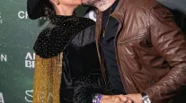 Noivado: Matheus, dupla de Brenno, transforma palco em pedido de casamento na ExpoIng�