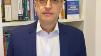 Quando o eleitor n�o chega � urna, a legitimidade fica pelo caminho