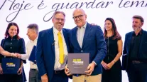Ex-secret�rio de Sa�de de MT lan�a livro sobre a pandemia