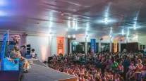 Calila das Merc�s lan�a livro e celebra literatura feita no interior