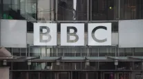 Apresentadora da BBC passa vergonha ao vivo ap�s erro no teleprompter
