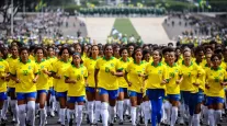 Desfile de 7 de Setembro exalta pioneiras do futebol feminino no Brasil