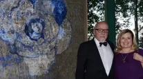 Ilustra��es de livro de Paulo Coelho ganham exposi��o em lago su��o