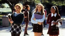 Alicia Silverstone faz 50 anos e continua ativa nos cinemas